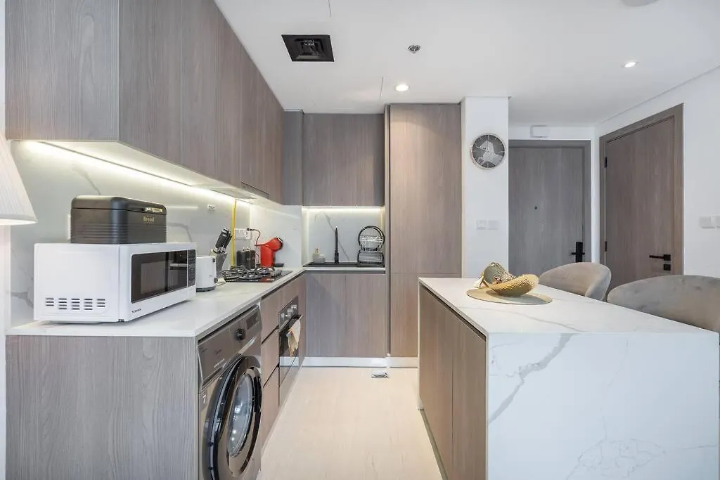 Brand New Listing & Studio City & Czechin Dubaj Zjednoczone Emiraty Arabskie