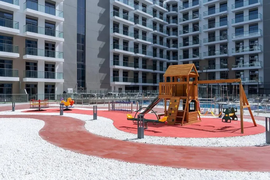 Lägenhet Brand New Listing & Studio City & Czechin Dubai
